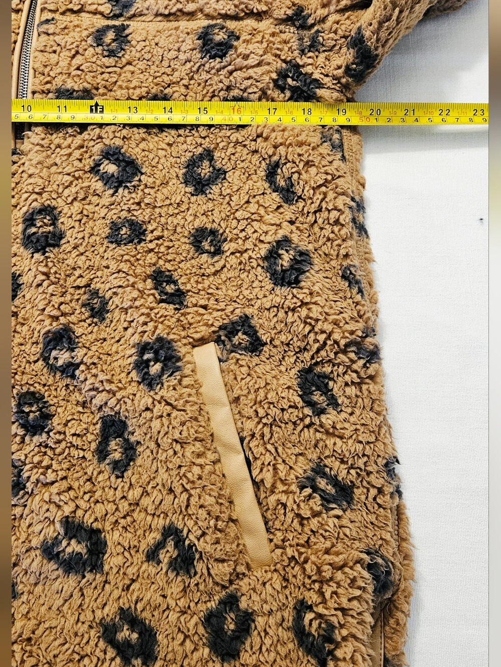 Abercrombie Women's Cozy Leopard Sherpa Pullover - Tan/Black - Picture 7 of 9